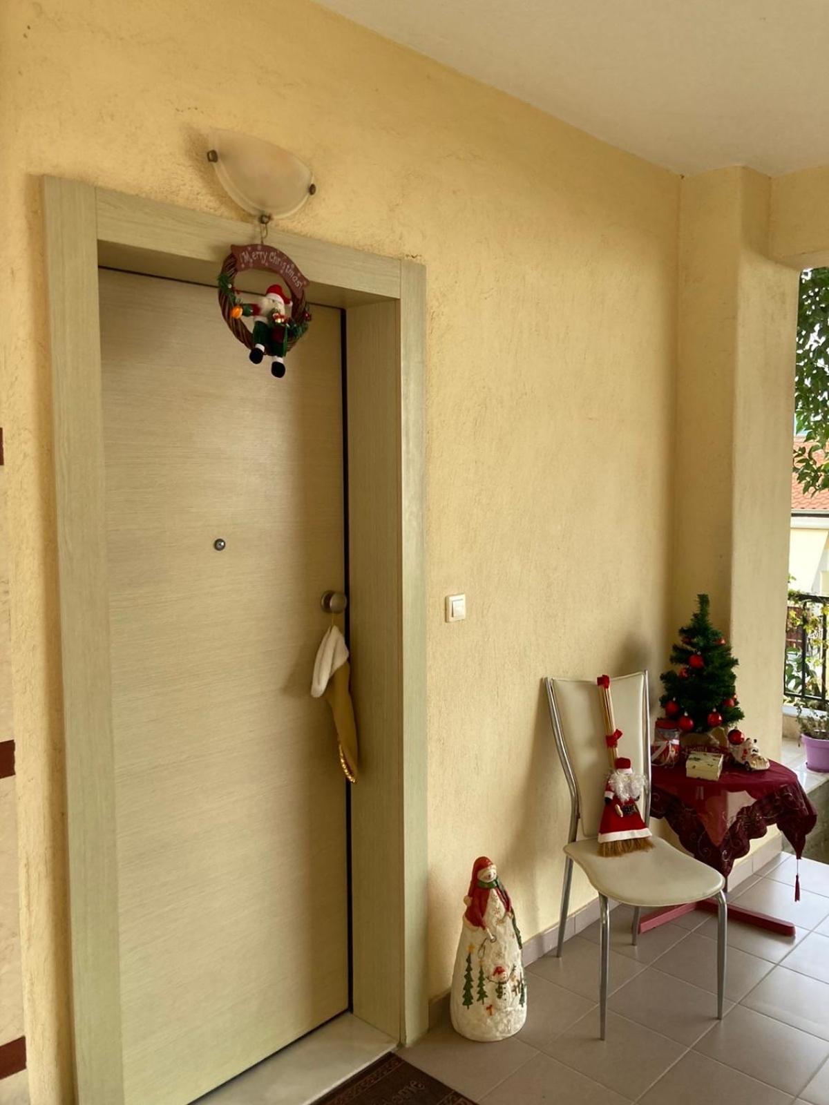 Small Apartment, Great View! Veria  Luaran gambar