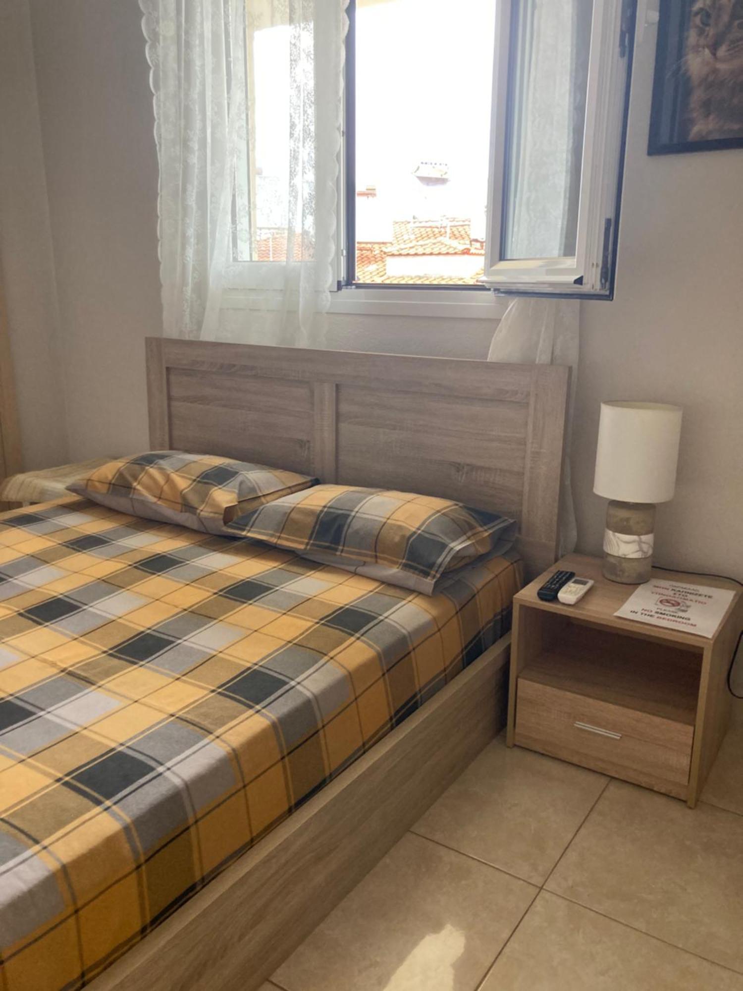 Small Apartment, Great View! Veria  Luaran gambar