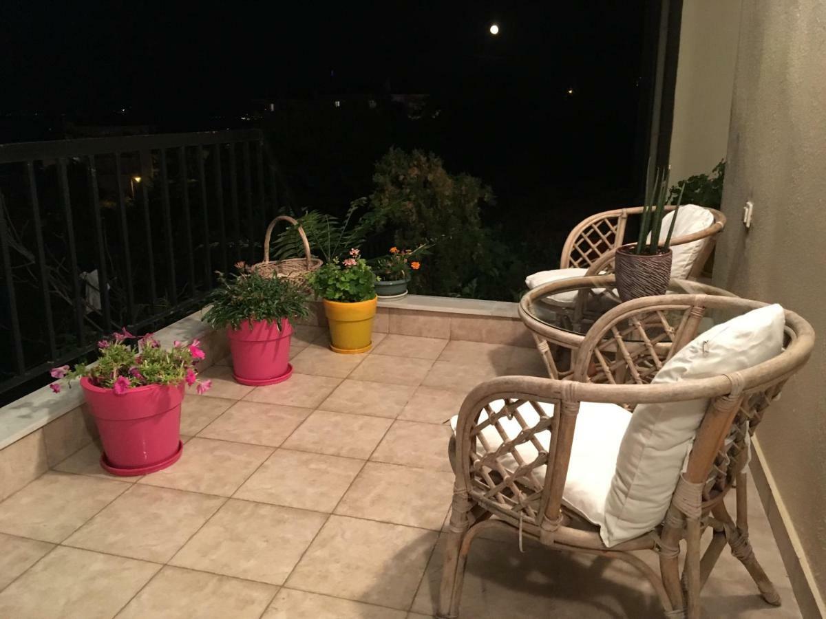 Small Apartment, Great View! Veria  Luaran gambar